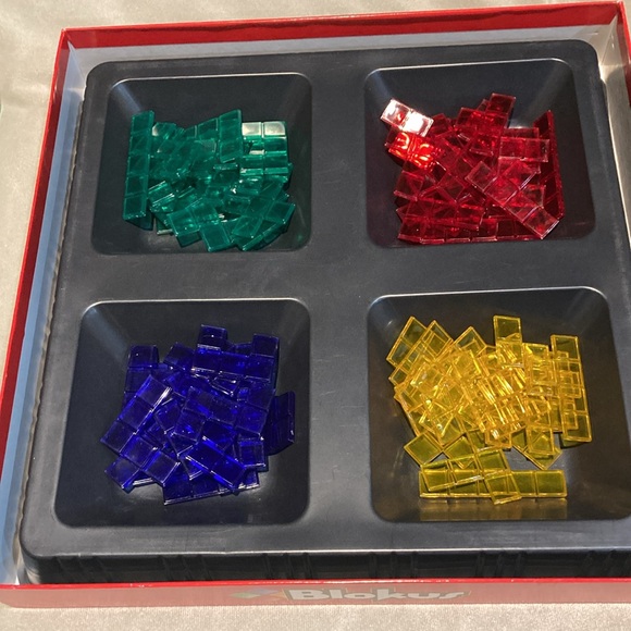 Blokus Strategy Game - Picture 4 of 15